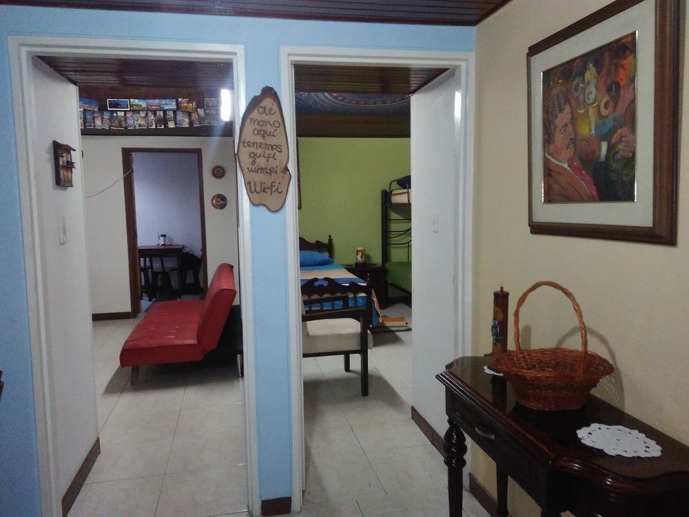 Como En Casa! Restaurante Y Hostal Bogotá Zewnętrze zdjęcie