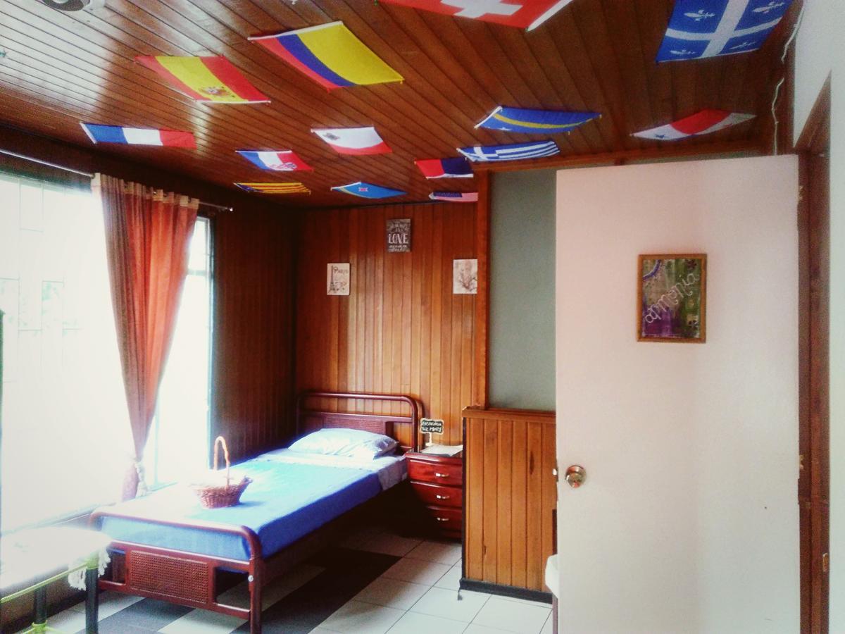 Como En Casa! Restaurante Y Hostal Bogotá Zewnętrze zdjęcie