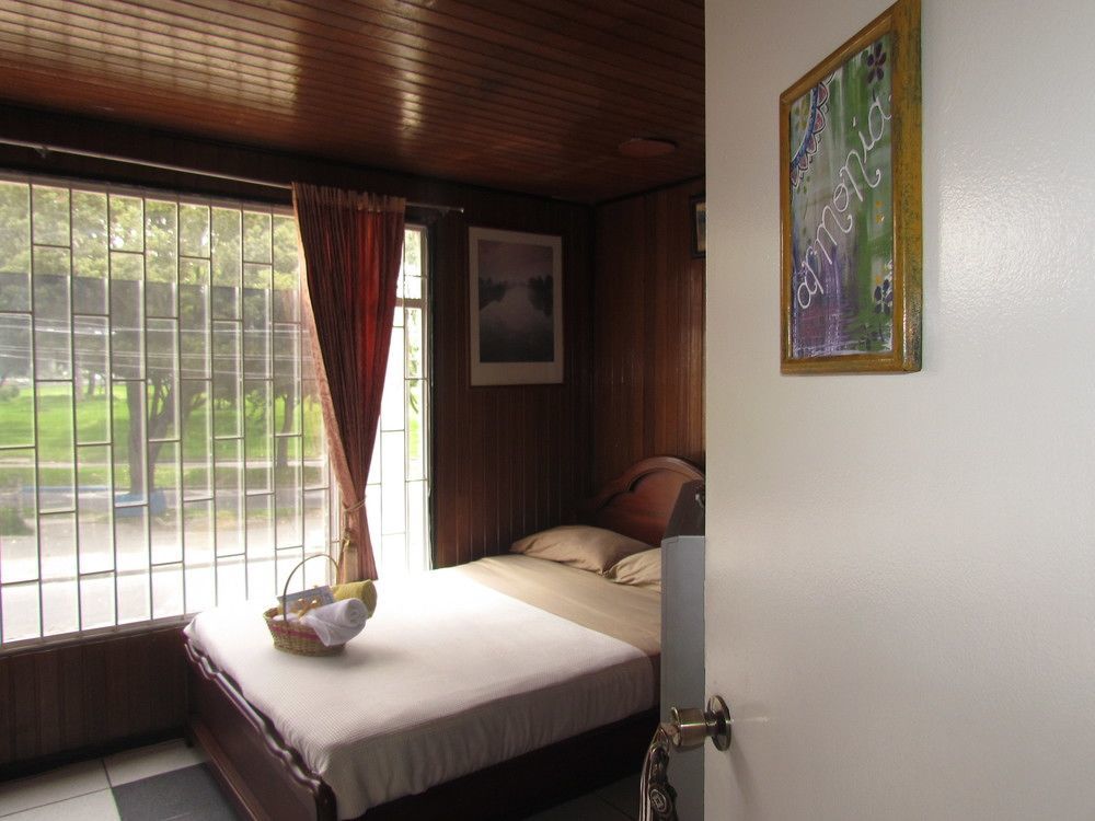 Como En Casa! Restaurante Y Hostal Bogotá Zewnętrze zdjęcie