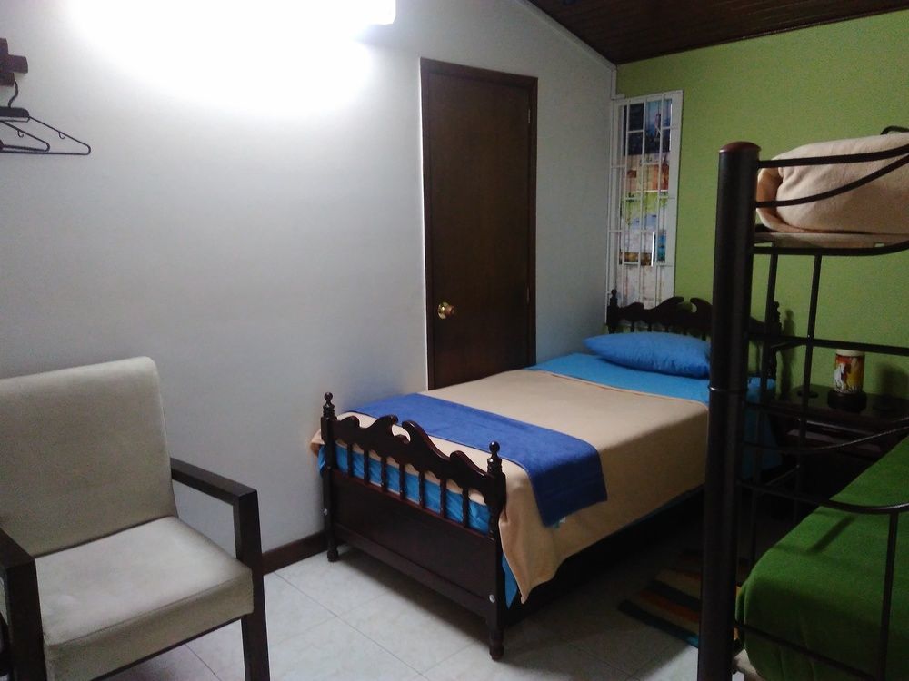 Como En Casa! Restaurante Y Hostal Bogotá Zewnętrze zdjęcie