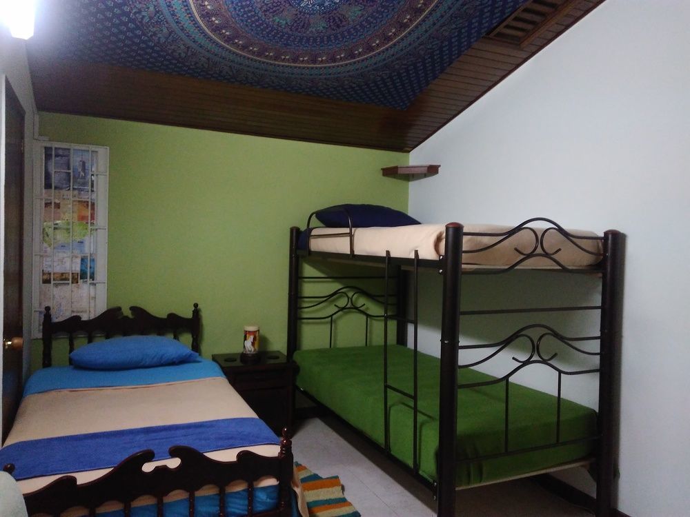 Como En Casa! Restaurante Y Hostal Bogotá Zewnętrze zdjęcie