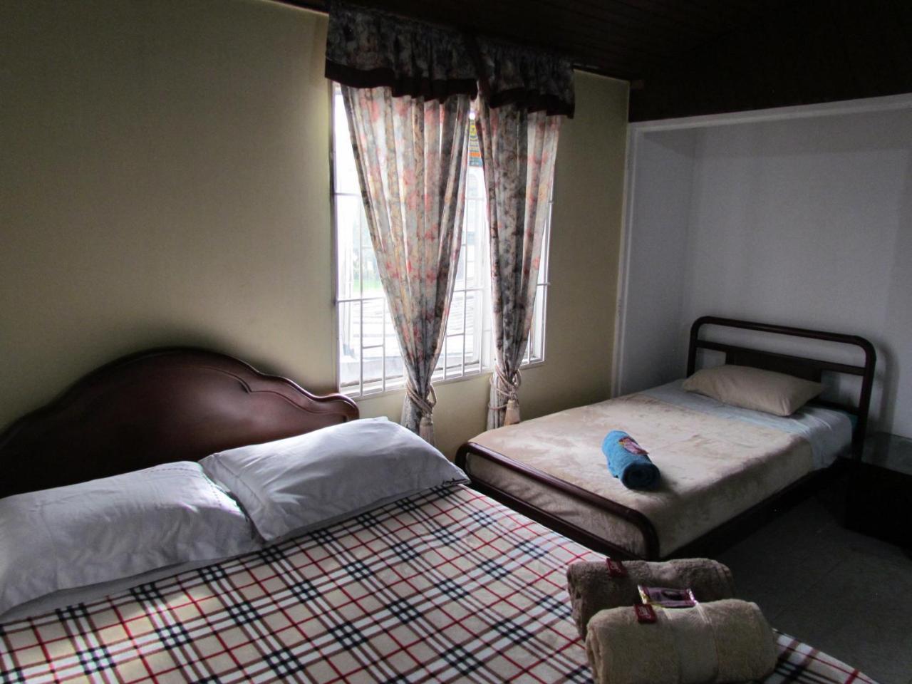 Como En Casa! Restaurante Y Hostal Bogotá Zewnętrze zdjęcie