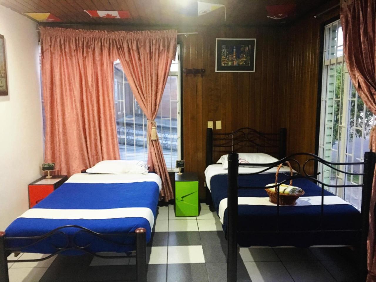 Como En Casa! Restaurante Y Hostal Bogotá Zewnętrze zdjęcie