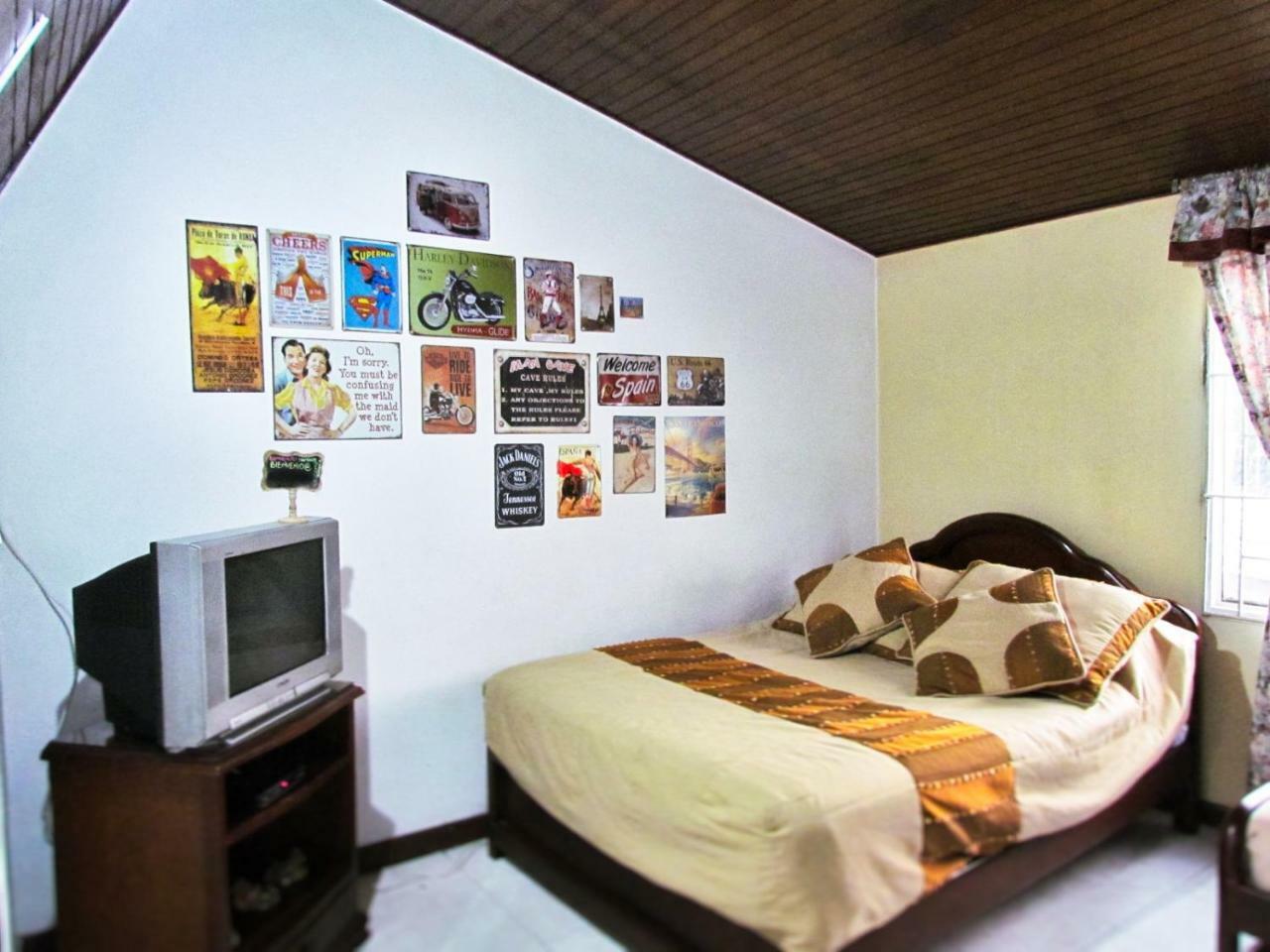 Como En Casa! Restaurante Y Hostal Bogotá Zewnętrze zdjęcie